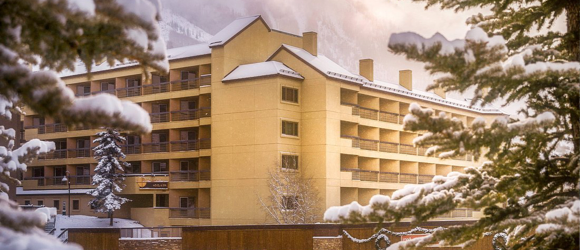 Elevation滑雪温泉度假村